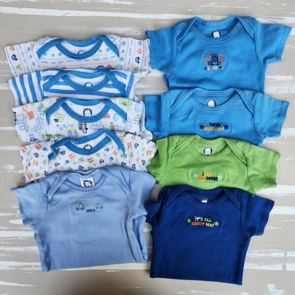 **3/$15 - Baby Boys Like New Gerber Onesie Bundle - Blue/Green - Size 12 months - Picture 1 of 4